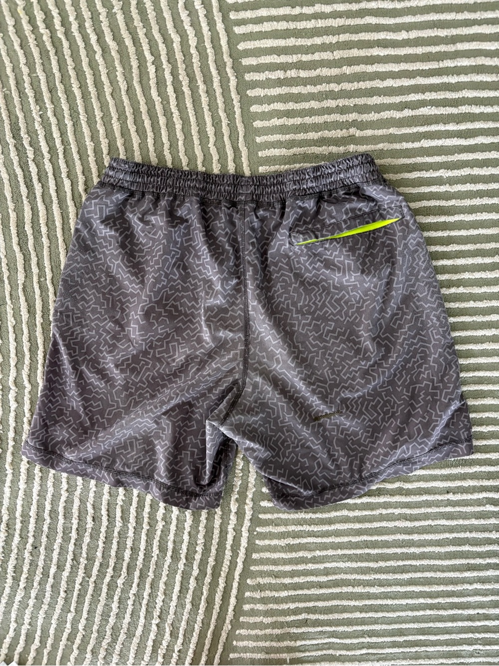 Chubbies Geometric Athletic Swim Shorts XL - Picture 2 of 9